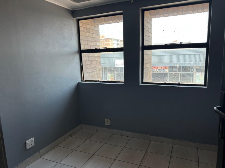 To Let 2 Bedroom Property for Rent in Klerksdorp North West